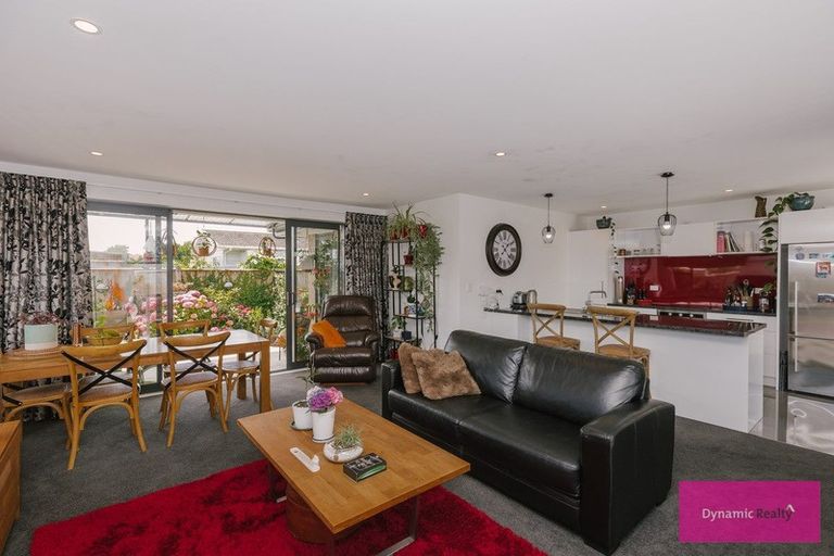 Photo of property in 43a Abraham Crescent, Milson, Palmerston North, 4414