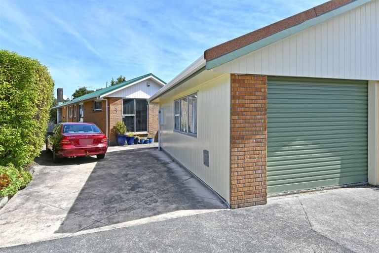 Photo of property in 7a Roband Crescent, Brown Owl, Upper Hutt, 5018