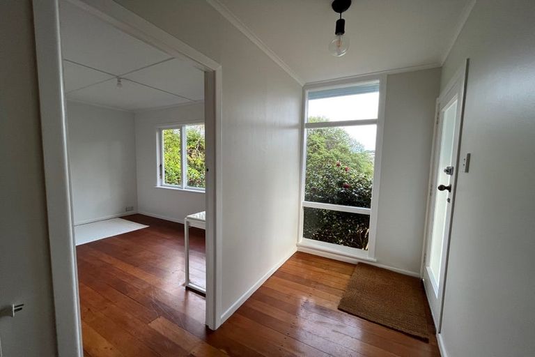 Photo of property in 36a Awarua Street, Ngaio, Wellington, 6035