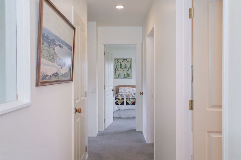 Photo of property in 1 Hardy Place, Cooks Beach, Whitianga, 3591