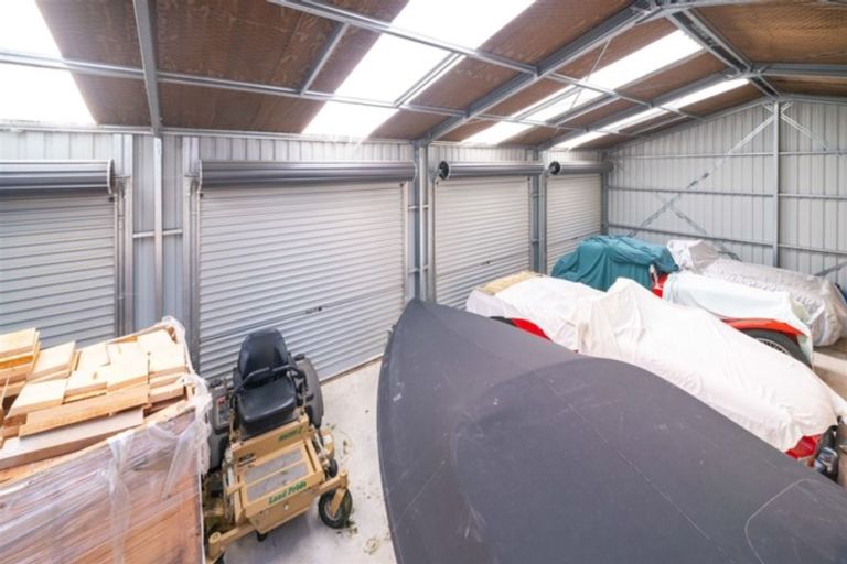 Photo of property in 604 Halkett Road, West Melton, Christchurch, 7671