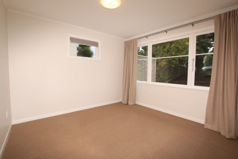 Photo of property in 49 Woodford Avenue, Henderson, Auckland, 0610