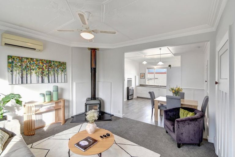 Photo of property in 12 Severn Street, Green Island, Dunedin, 9018
