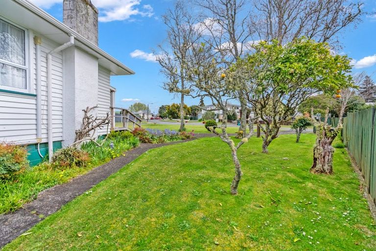 Photo of property in 14 Otuhiwai Crescent, Tikipunga, Whangarei, 0112