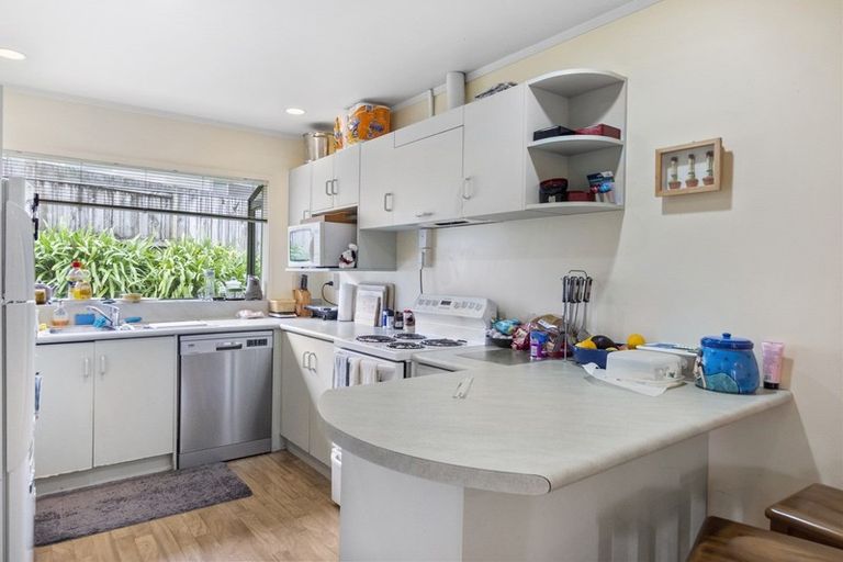 Photo of property in 25 Ashley Street, St Andrews, Hamilton, 3200