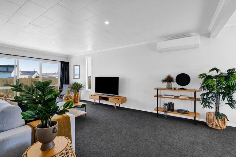 Photo of property in 5 Wills Road, Bell Block, New Plymouth, 4312