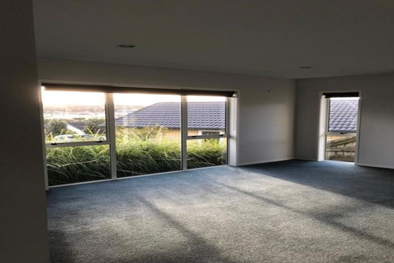 Photo of property in 15a Caldera Close, Pyes Pa, Tauranga, 3112