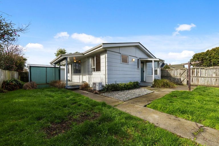 Photo of property in 1/24 Stapletons Road, Richmond, Christchurch, 8013