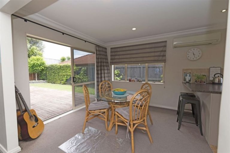 Photo of property in 70 Ruze Vida Drive, Massey, Auckland, 0614