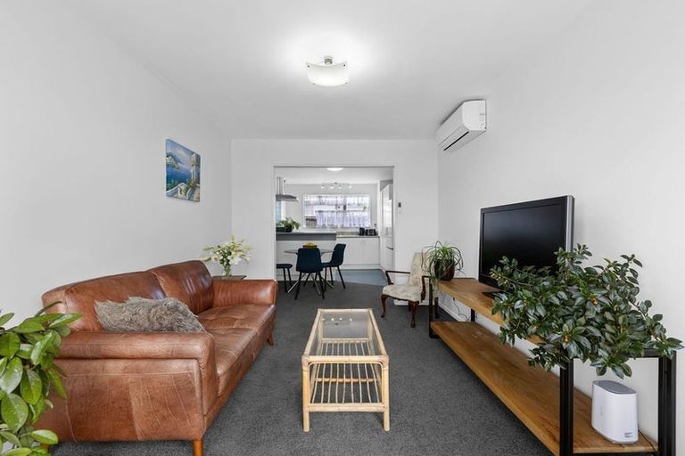 Photo of property in 2/94 Wainui Street, Riccarton, Christchurch, 8041