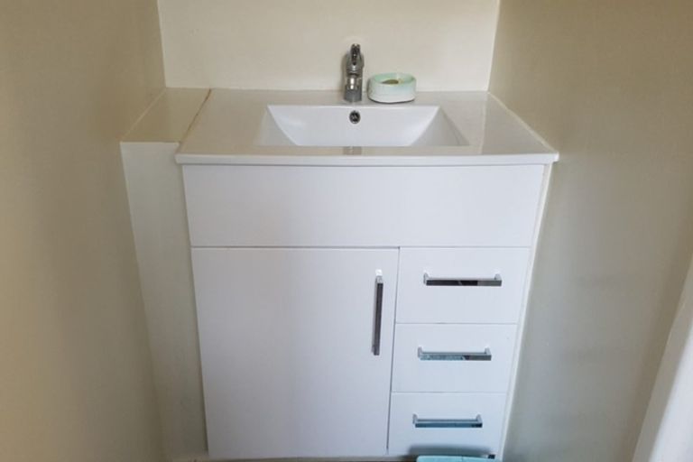 Photo of property in 45 Moore Street, Hillcrest, Auckland, 0627