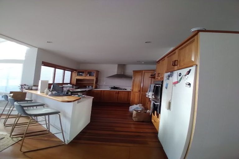 Photo of property in 130 Calliope Road, Stanley Point, Auckland, 0624