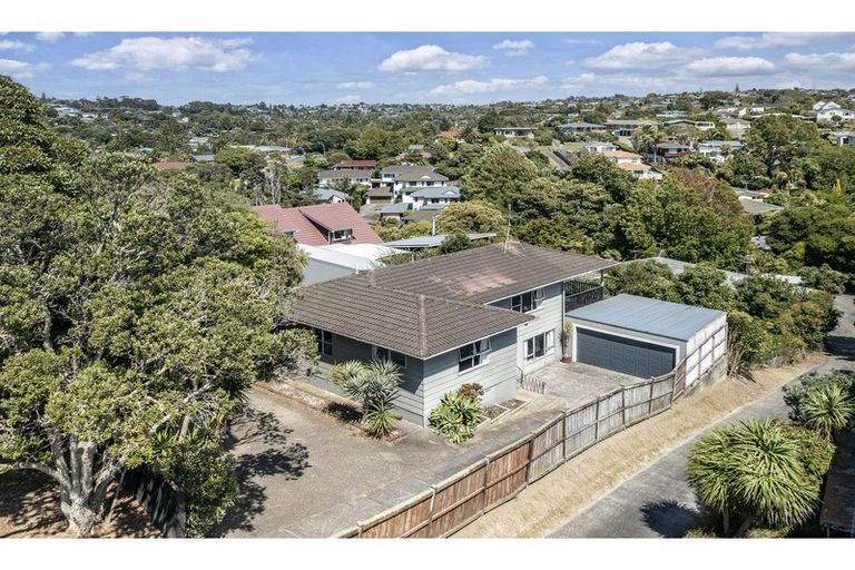Photo of property in 132 Deep Creek Road, Torbay, Auckland, 0630