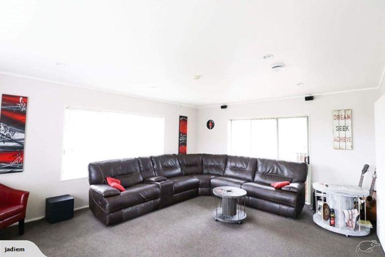 Photo of property in 58 Elsie Drive, Waiuku, 2123