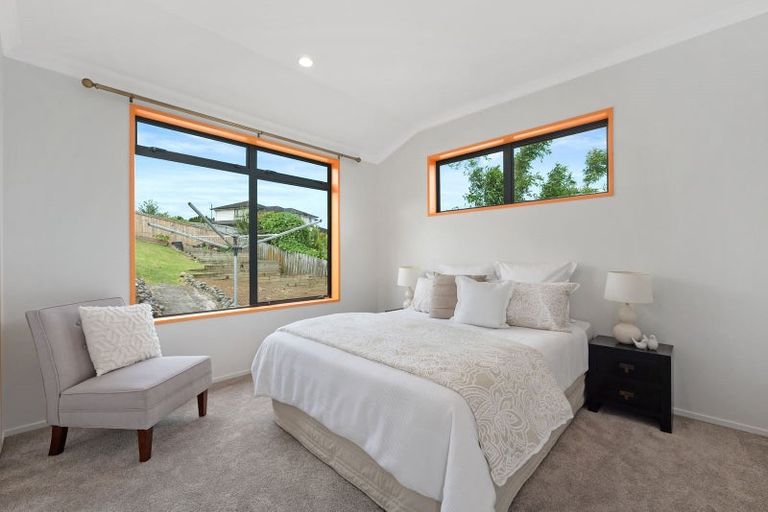 Photo of property in 55a Lonely Track Road, Fairview Heights, Auckland, 0632