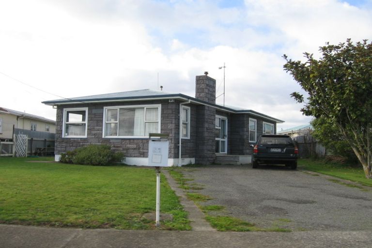 Photo of property in 21 Churchill Avenue, Feilding, 4702