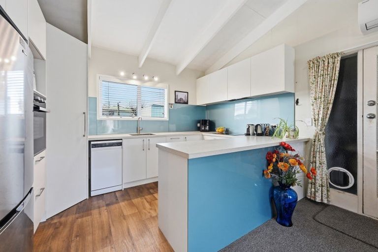 Photo of property in 1 Lisa Crescent, Mangakakahi, Rotorua, 3015