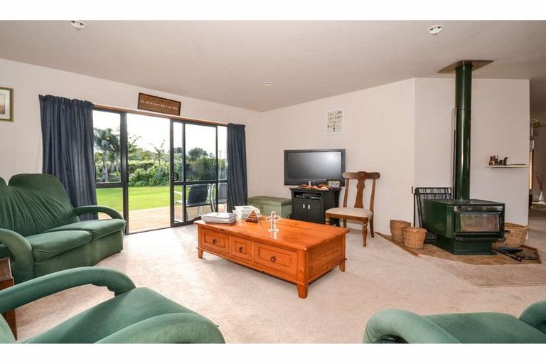 Photo of property in 4 Skudders Beach Road, Kerikeri, 0294