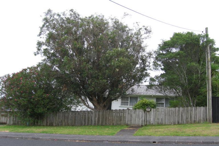Photo of property in 25 Salisbury Road, Birkdale, Auckland, 0626