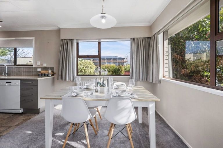 Photo of property in 52a Robertson Street, Glenholme, Rotorua, 3010