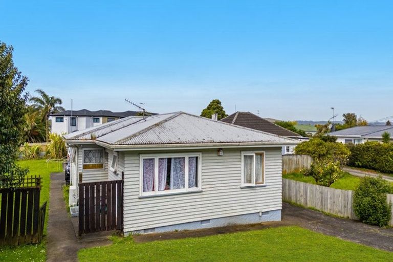 Photo of property in 9 Christmas Road, Manurewa, Auckland, 2102