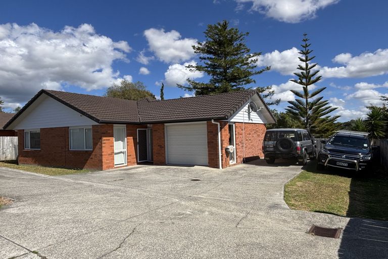 Photo of property in 55 Matipo Road, Te Atatu Peninsula, Auckland, 0610