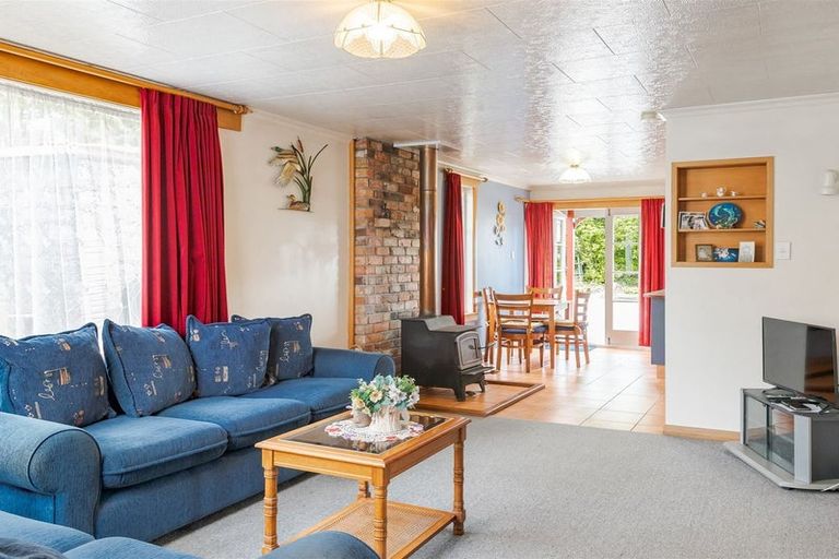 Photo of property in 72 Mcgill Street, Waimangaroa, Westport, 7891