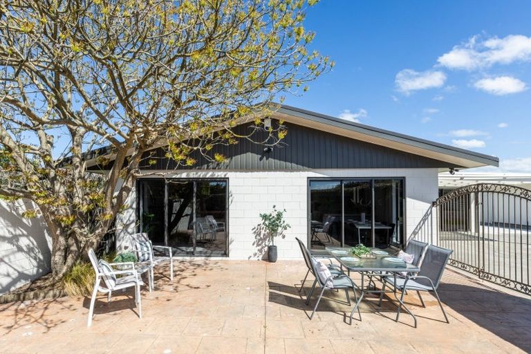 Photo of property in 45 Jessep Road, Meeanee, Napier, 4183
