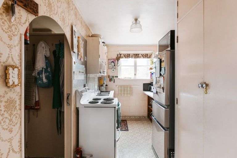 Photo of property in 11 May Street, Mount Maunganui, 3116