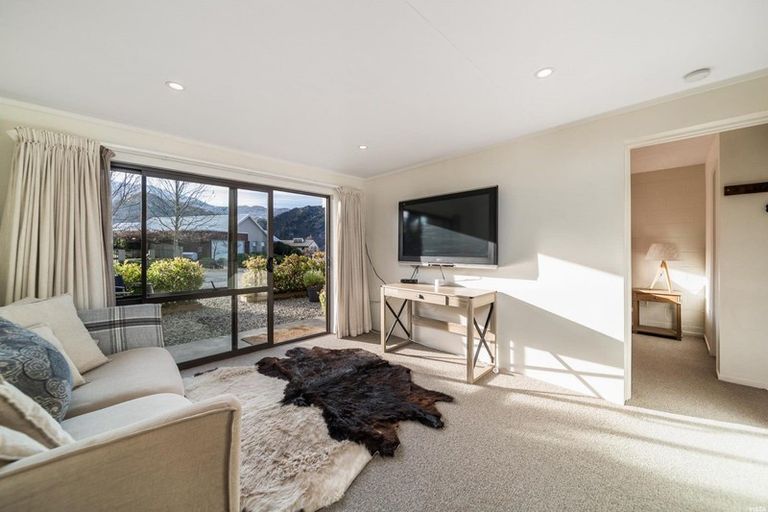 Photo of property in 18a Bracken Street, Arrowtown, 9302