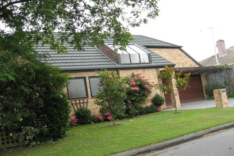 Photo of property in 2 Siska Place, Upper Riccarton, Christchurch, 8041