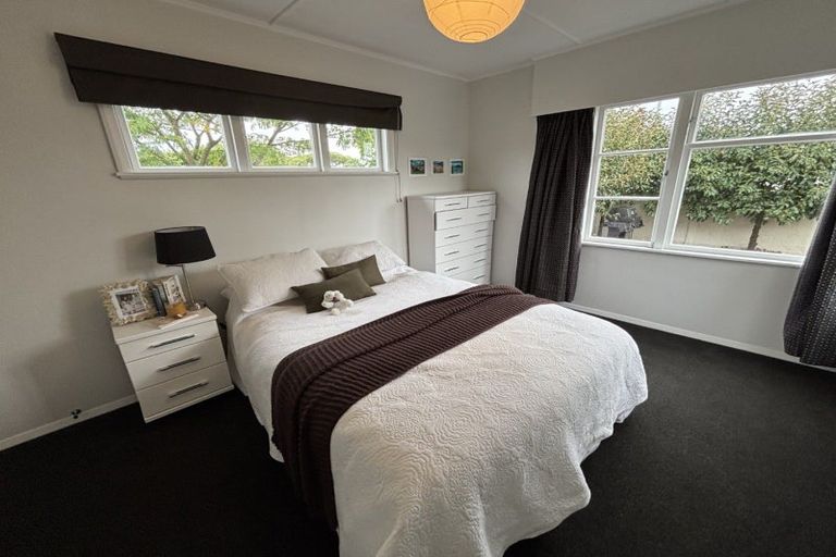 Photo of property in 36 Aberdeen Avenue, Takaro, Palmerston North, 4412