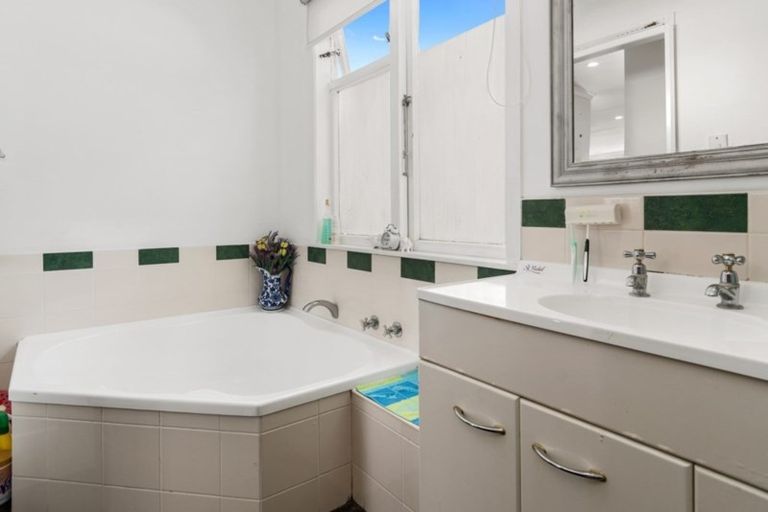 Photo of property in 39 Twentieth Avenue, Tauranga South, Tauranga, 3112