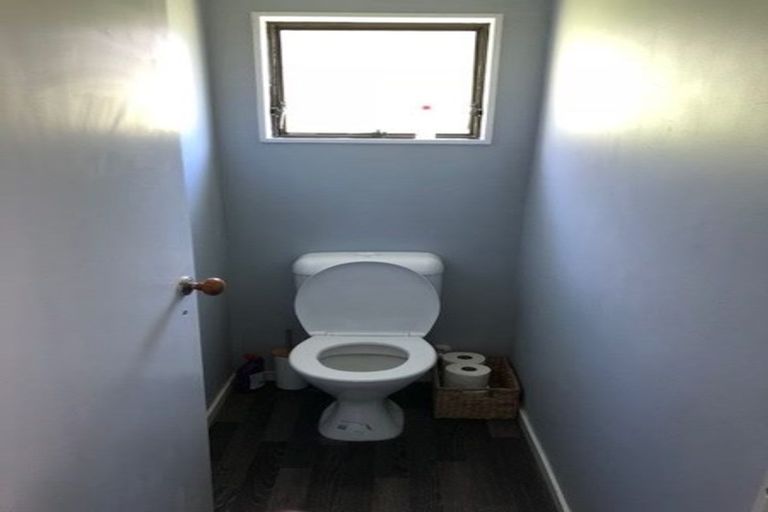 Photo of property in 1/6 Helena Street, Massey, Auckland, 0614