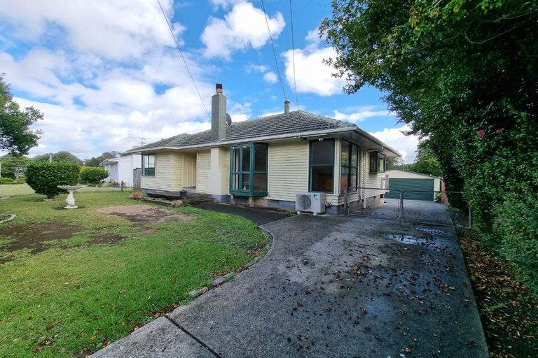 Photo of property in 4 Staines Avenue, Mangere East, Auckland, 2024