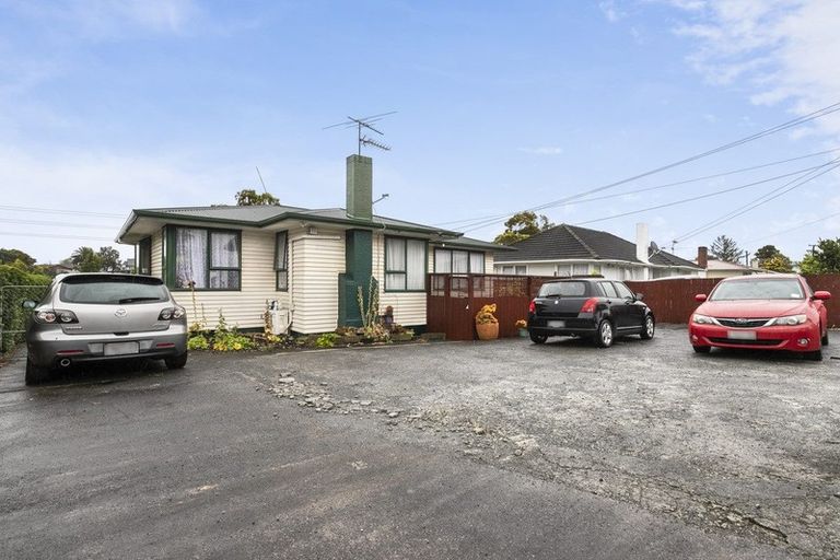 Photo of property in 92 Tennessee Avenue, Mangere East, Auckland, 2024