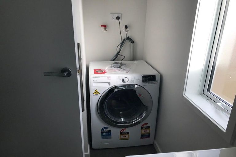 Photo of property in 7/10 Burrows Place, Frankton, Hamilton, 3204