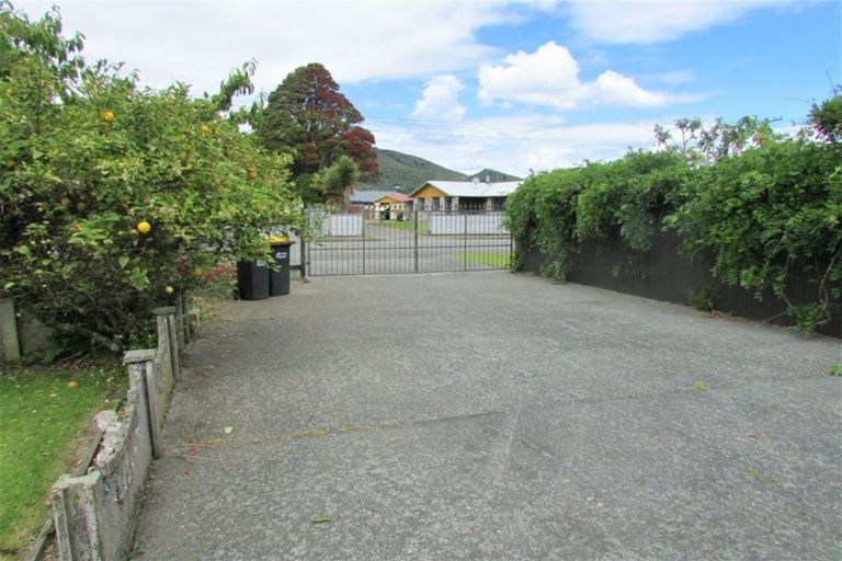 Photo of property in 92 Bright Street, Cobden, Greymouth, 7802