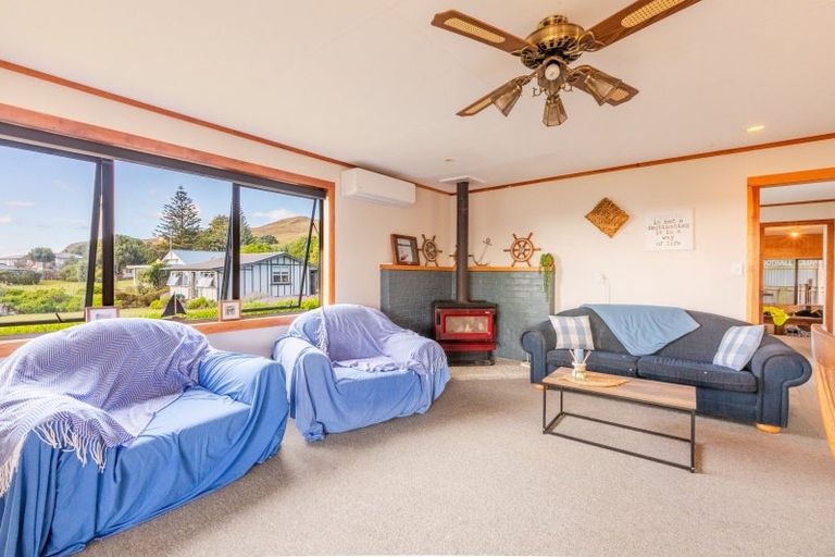 Photo of property in 46 Beach Road, Porangahau, 4293