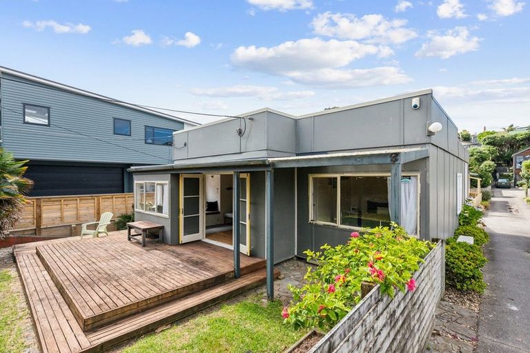Photo of property in 37 The Esplanade, Raumati South, Paraparaumu, 5032
