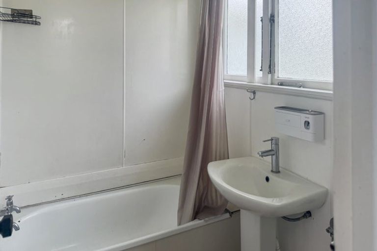 Photo of property in 39 Maria Place, Turangi, 3334