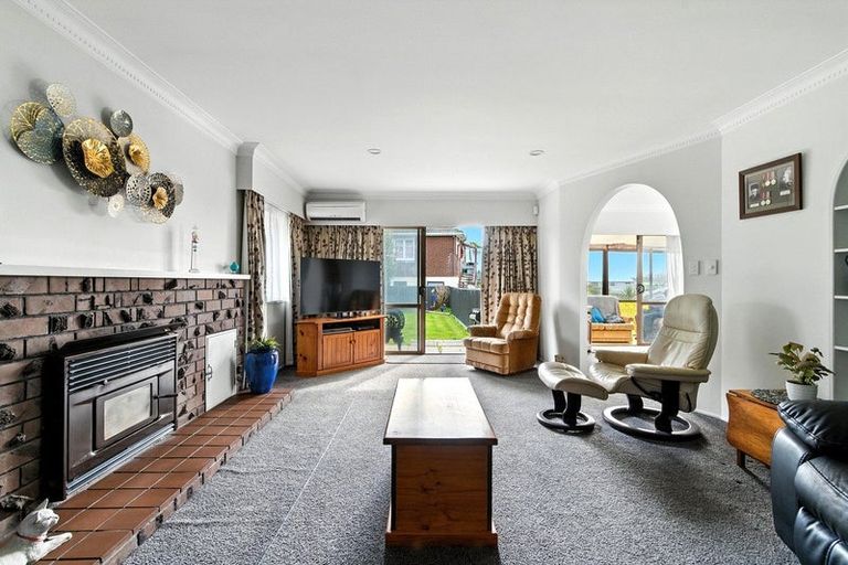 Photo of property in 14 Oroua Street, Te Puke, 3119