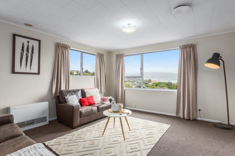 Photo of property in 24 Tweed Road, Papakowhai, Porirua, 5024