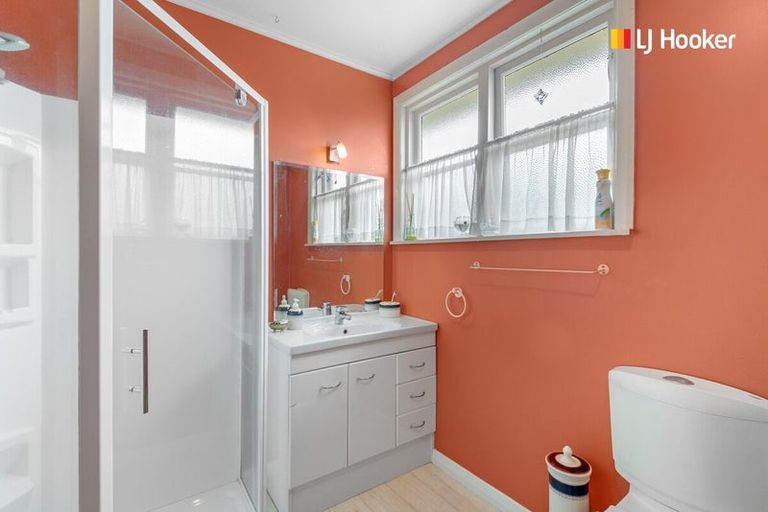 Photo of property in 10 Burgess Street, Green Island, Dunedin, 9018