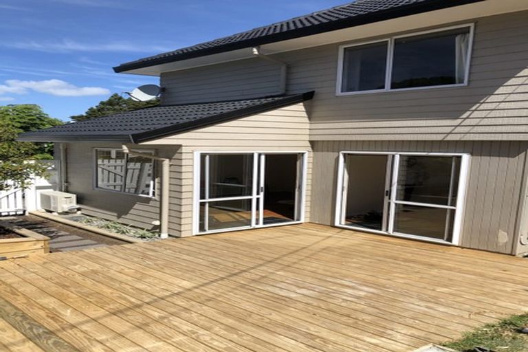 Photo of property in 2/224 Onewa Road, Birkenhead, Auckland, 0626