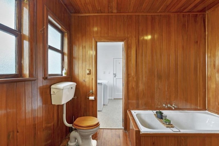 Photo of property in 107 Waerenga Road, Otaki, 5512