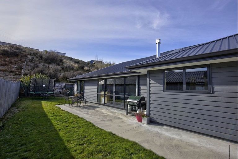 Photo of property in 15/15a Toni's Terrace, Lower Shotover, Queenstown, 9304