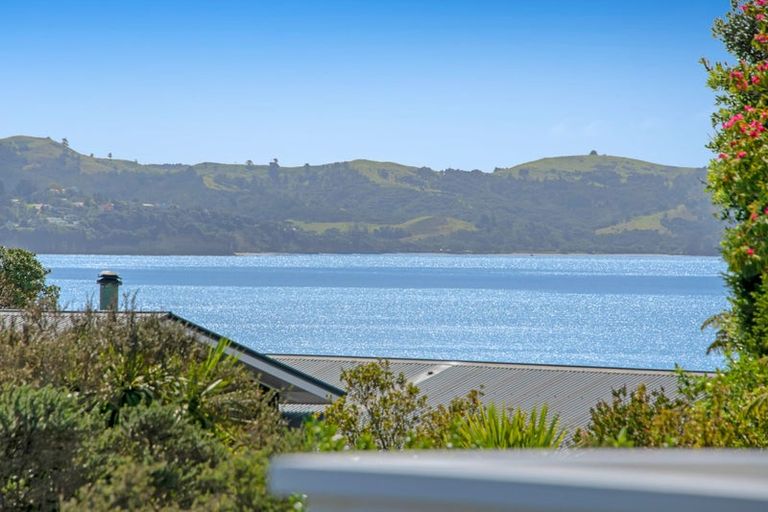 Photo of property in 47 Duncansby Road, Stanmore Bay, Whangaparaoa, 0932