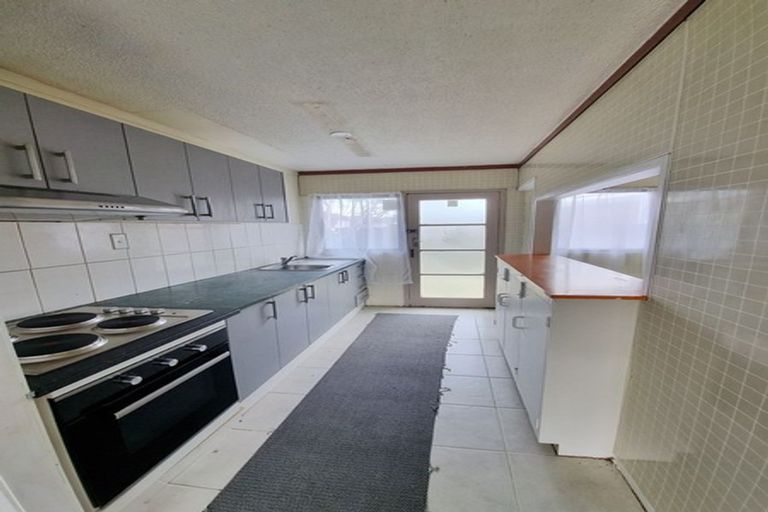 Photo of property in 3/4a Vine Street, Mangere East, Auckland, 2024