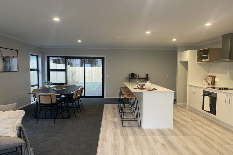 Photo of property in 21 Te Ara O Roimata, Wainuiomata, Lower Hutt, 5014